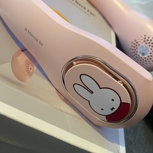 Bunny style neck fan